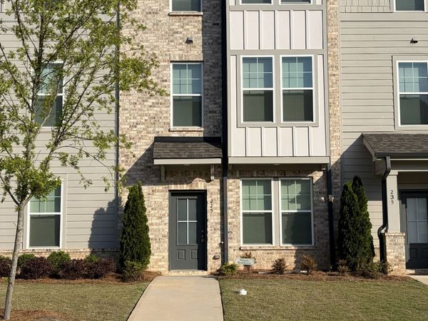 225 Cobalt Drive, Fayetteville, GA 30214