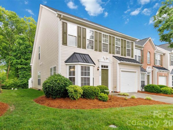 3866 Carl Parmer Drive , Harrisburg, NC 28075