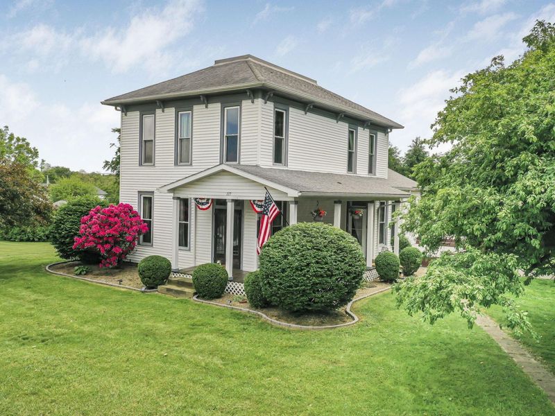 117 E Columbus Street , Thornville, OH 43076 Photo 2