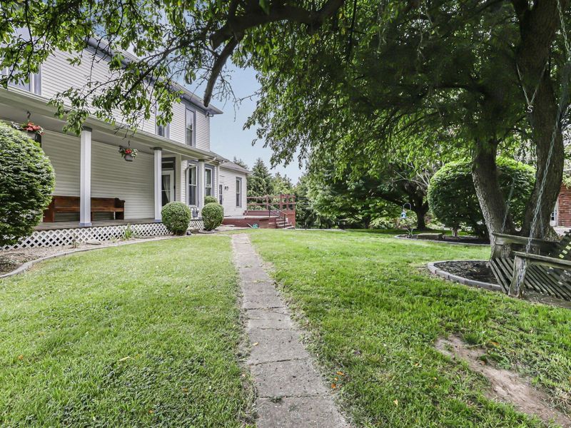 117 E Columbus Street , Thornville, OH 43076 Photo 6