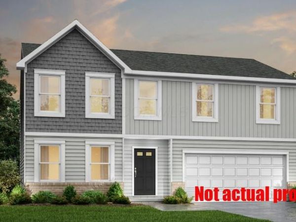 1430 Begonia Drive S, Grove City, OH 43123