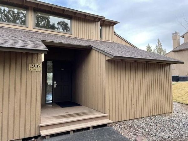 1916 Redtail Hawk Drive, Unit RV45C, Redmond, OR 97756