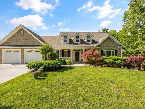 2177 Riverview Drive, Dandridge, TN 37725
