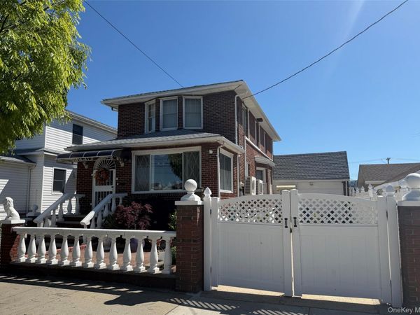 15843 101st Street , Howard Beach, NY 11414