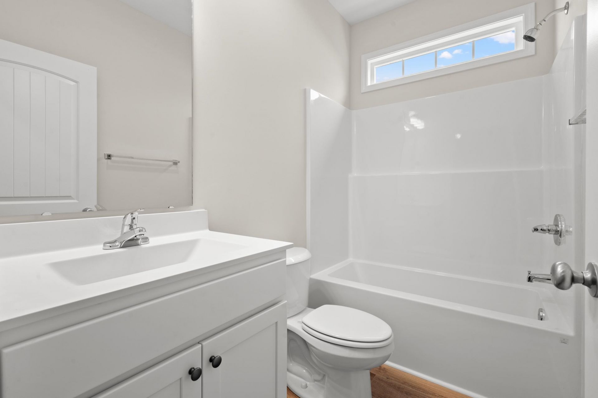 198 Stillbrook Dr.  Photo 10