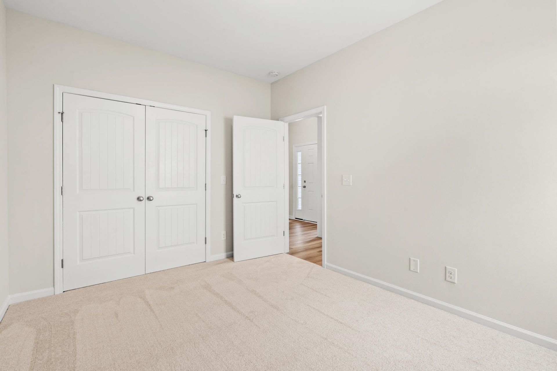 198 Stillbrook Dr.  Photo 12
