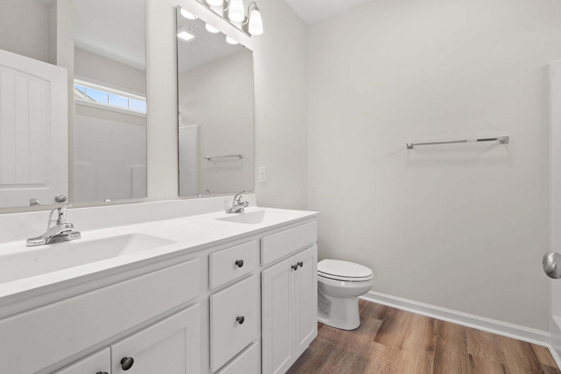 198 Stillbrook Dr.  Photo 13