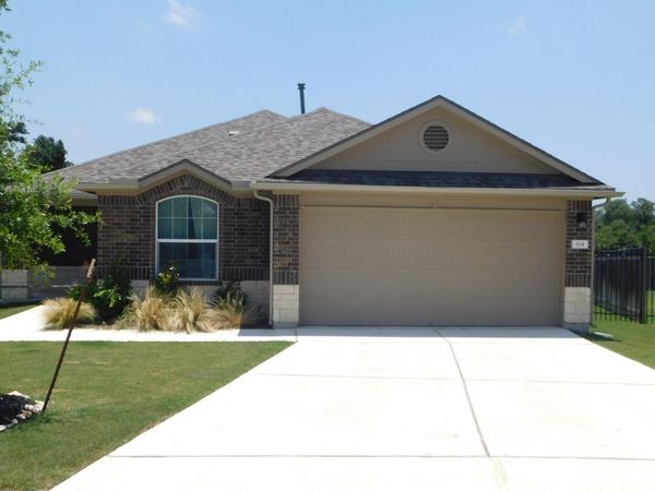 104 Royal Palm WAY, Leander, TX 78641
