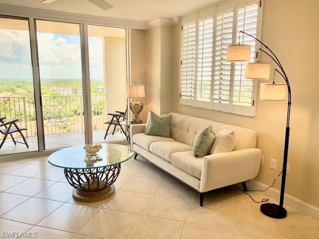 6597 Nicholas Blvd, Unit 1101, Naples, FL 34108 Photo