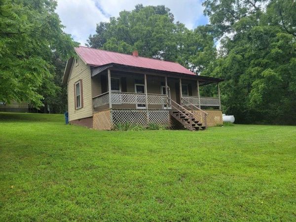 1210 Walker Avenue, Mammoth Spring, AR 72554