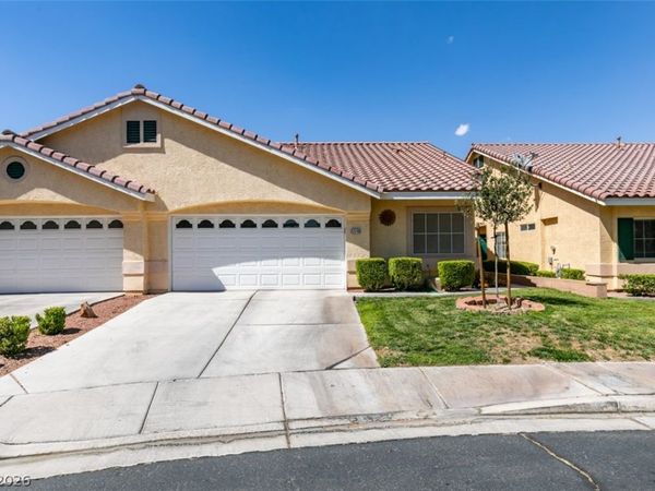 6548 Sundown Heights Avenue , Las Vegas, NV 89130