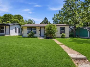 4410 S Ewing Avenue , Dallas, TX 75216