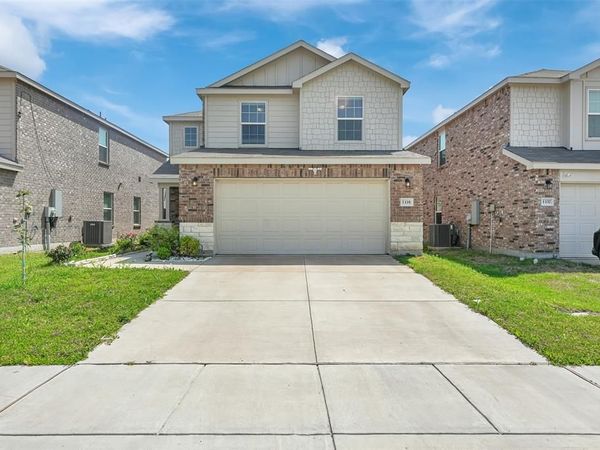 1335 Panorama Drive, Forney, TX 75126