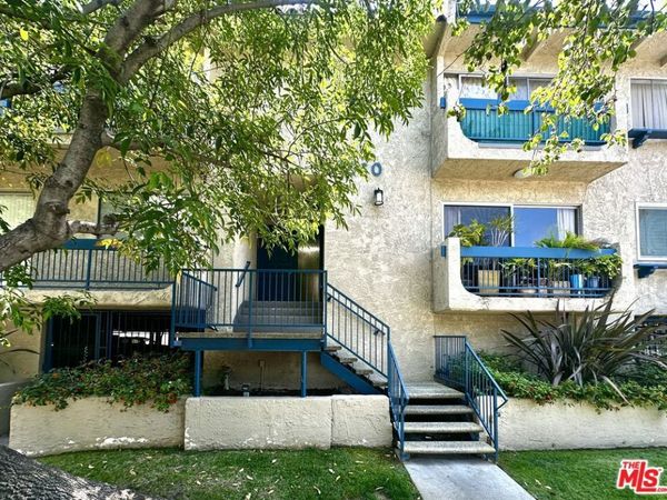 14560 Clark Street , Unit 102, Sherman Oaks, CA 91411