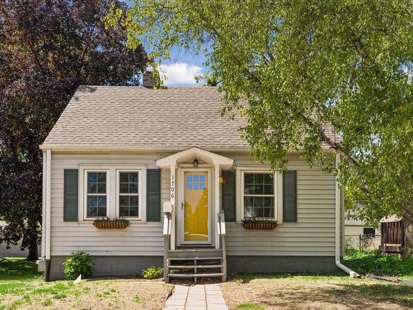 1706 Buchanan Street NE, Minneapolis, MN 55413