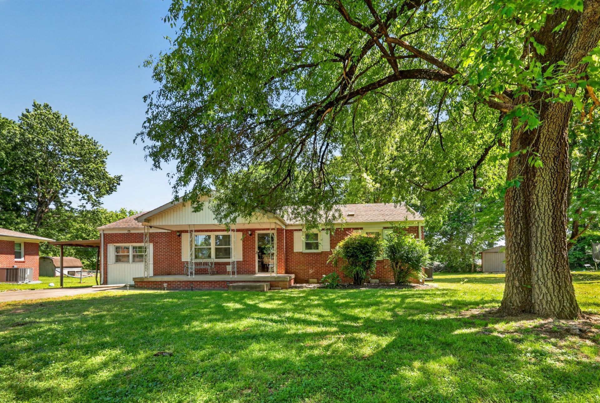105 Daleview Cir , Columbia, TN 38401 Main Photo