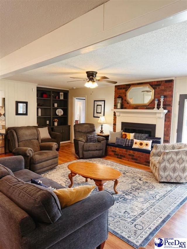 850 Thunderbird Drive Photo 34