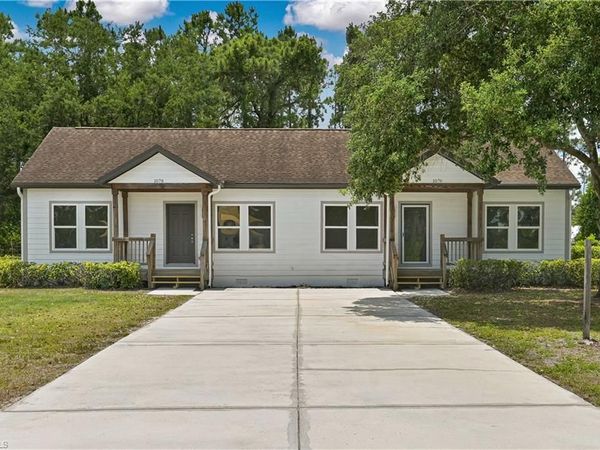1076/1078 Ainsworth ST E, LEHIGH ACRES, FL 33974