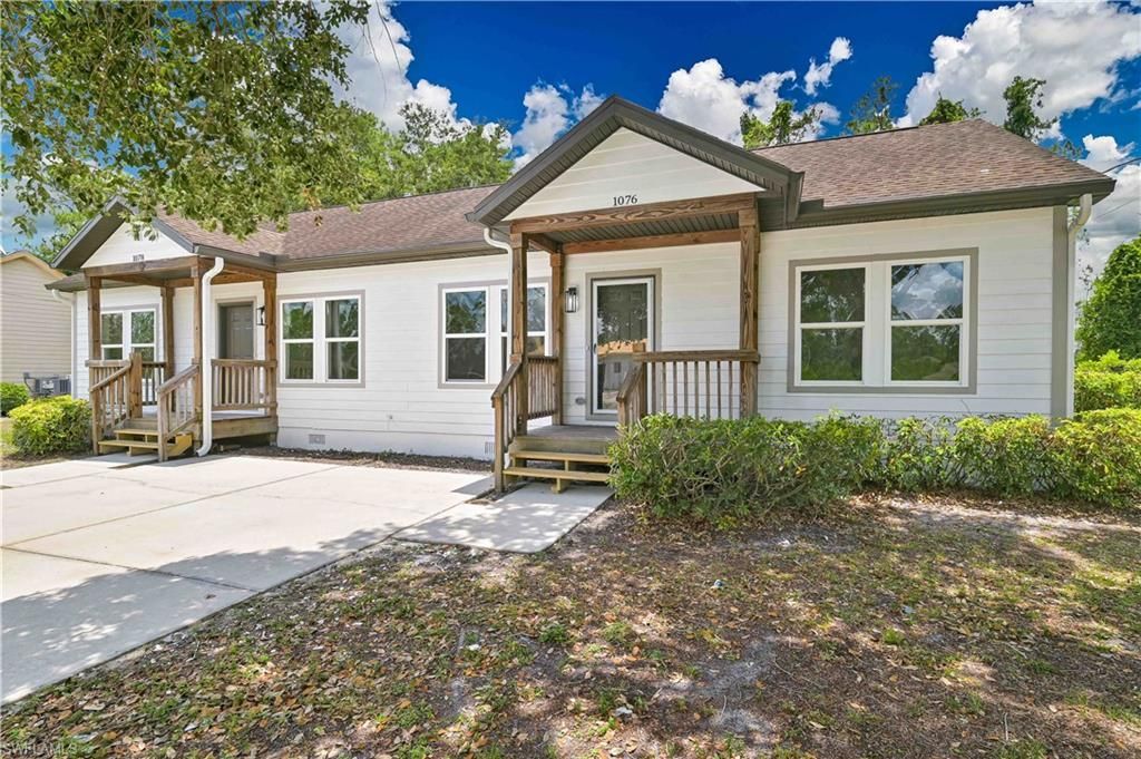 1076/1078 Ainsworth St E, Lehigh Acres, FL 33974 Photo