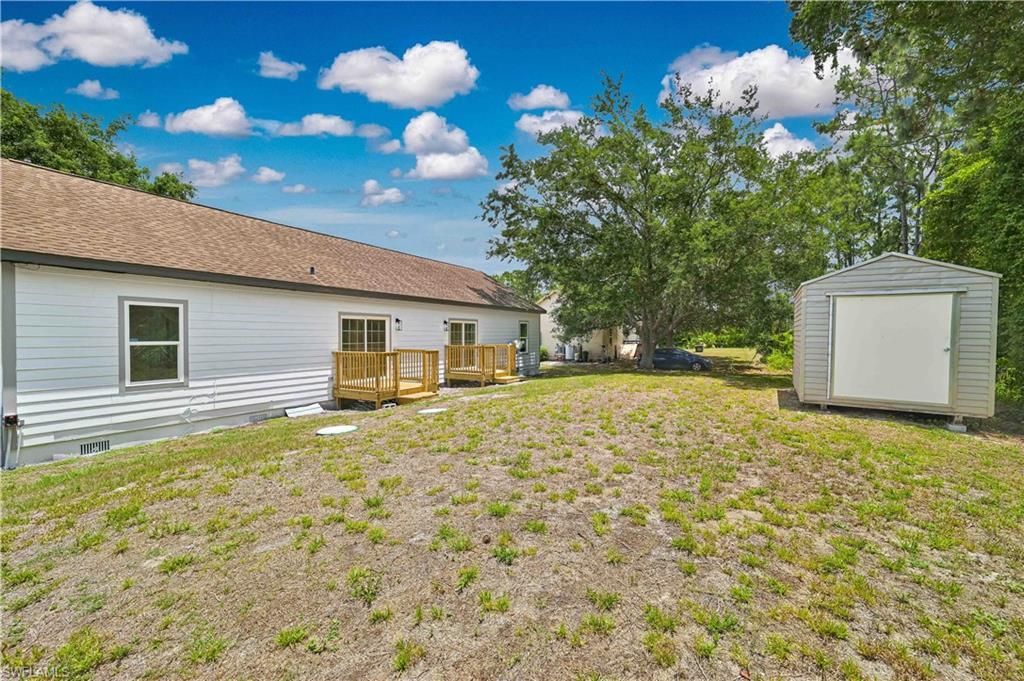 1076/1078 Ainsworth St E, Lehigh Acres, FL 33974 Photo