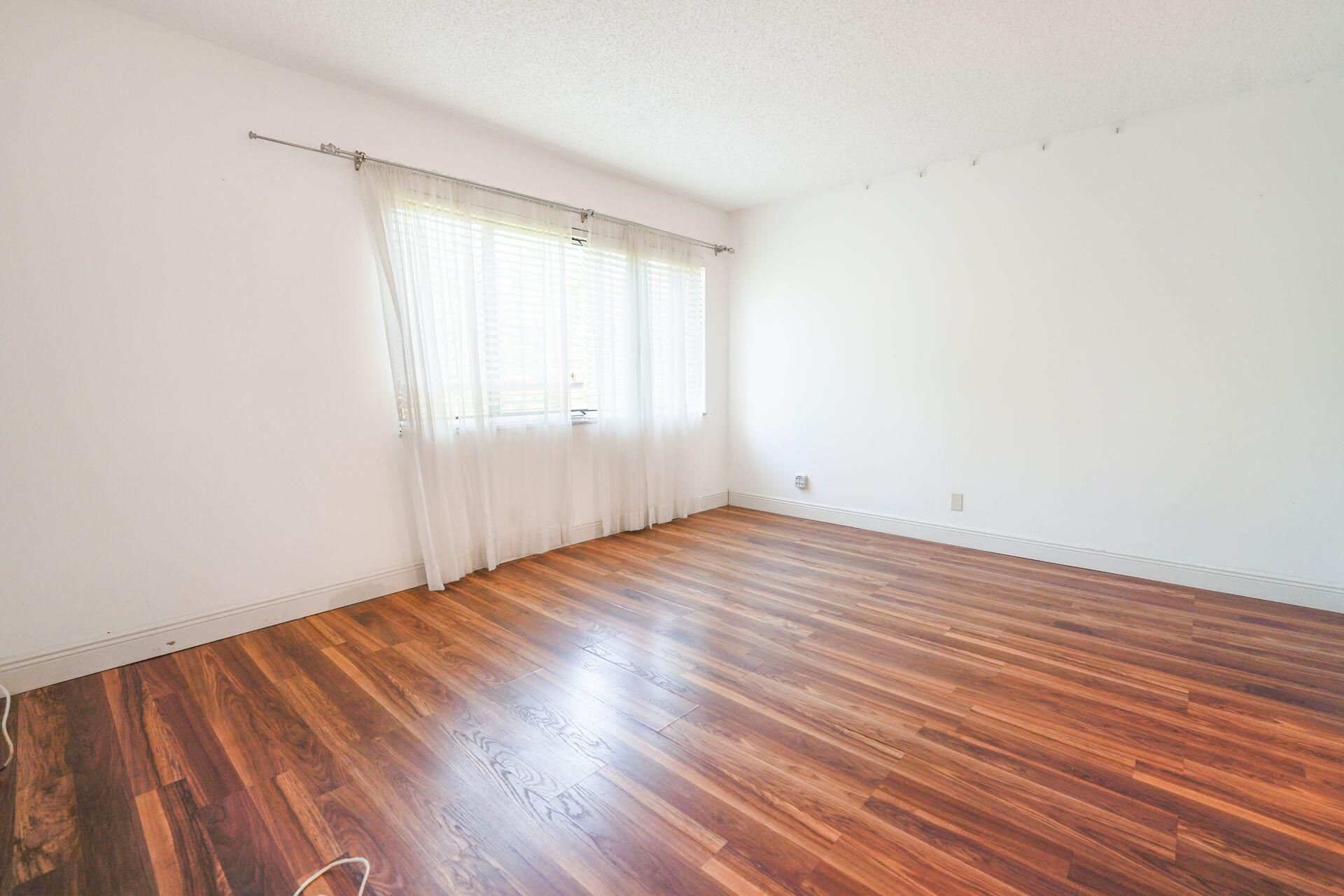 3050 Presidential Way, Unit 205, West Palm Beach, FL 33401 Photo