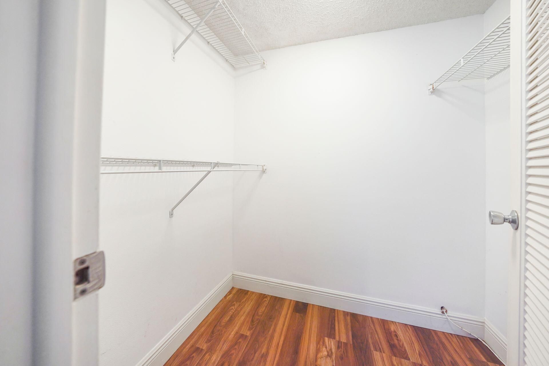 3050 Presidential Way, Unit 205, West Palm Beach, FL 33401 Photo