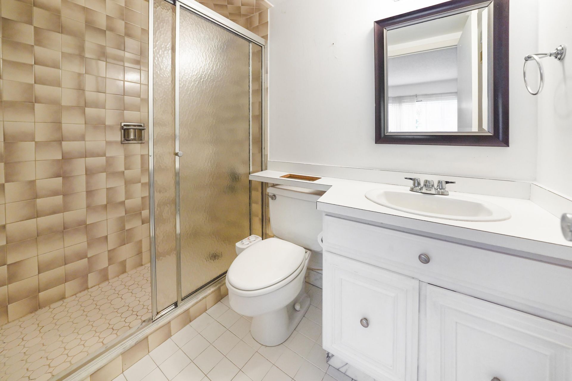 3050 Presidential Way, Unit 205, West Palm Beach, FL 33401 Photo