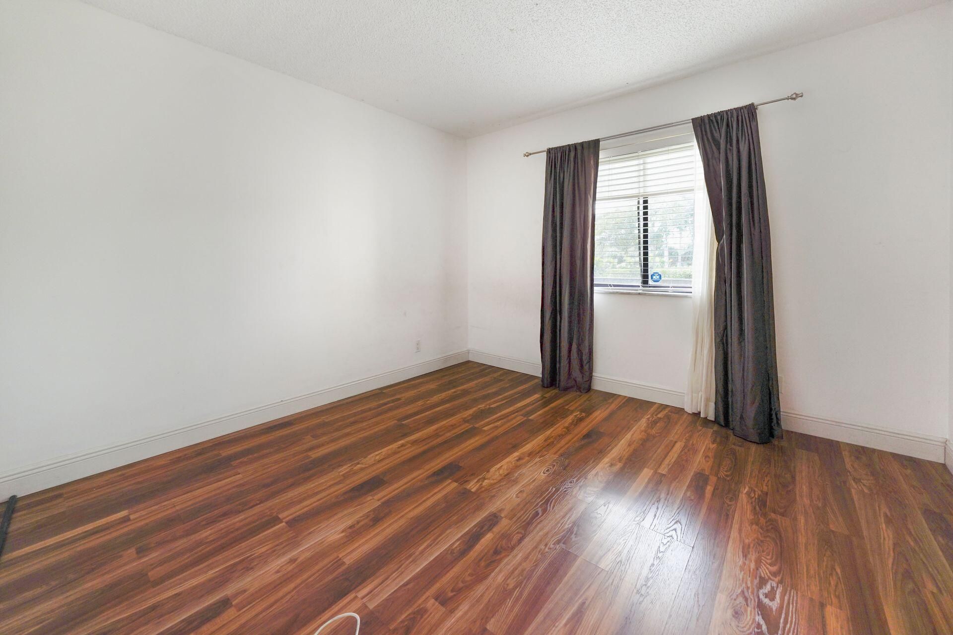 3050 Presidential Way, Unit 205, West Palm Beach, FL 33401 Photo