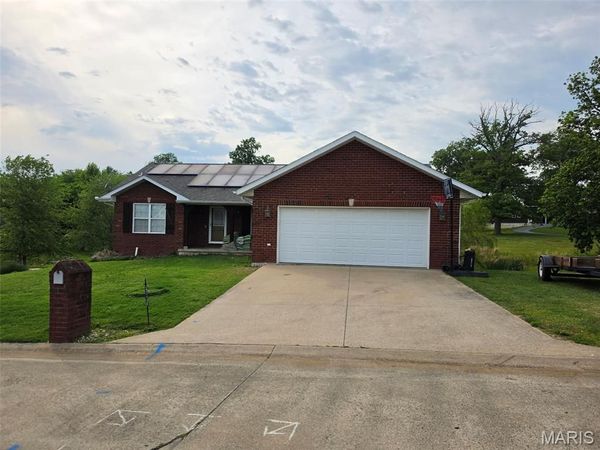 180 Glen Oak Drive , Jackson, MO 63755
