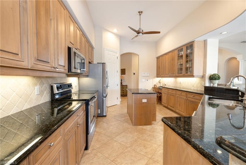 22650 Fairlawn Ct, Estero, FL 34135 Photo