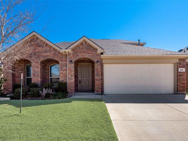 9112 Flying Eagle Lane, Fort Worth, TX 76131