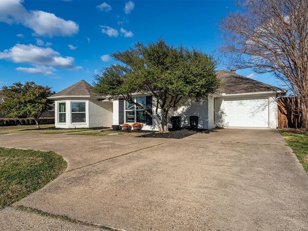 300 Rash Lane, Terrell, TX 75160