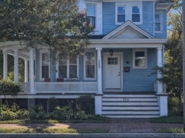 305 Stockton St, Hightstown, NJ 08520