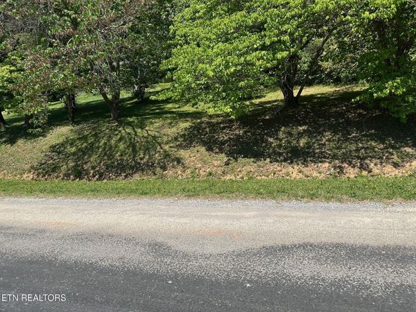 Mars Hill Rd, Spring City, TN 37381