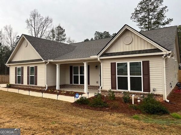 378 Riley Circle NW, Milledgeville, GA 31061