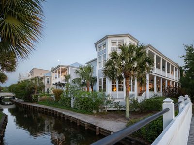 27 Krier Lane, Mount Pleasant, SC 29464