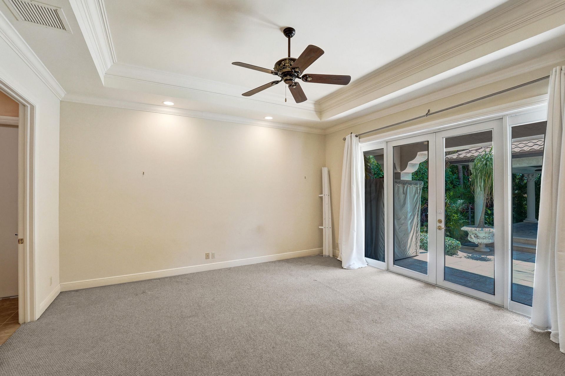 1212 E Lake Drive, Fort Lauderdale, FL 33316 Photo