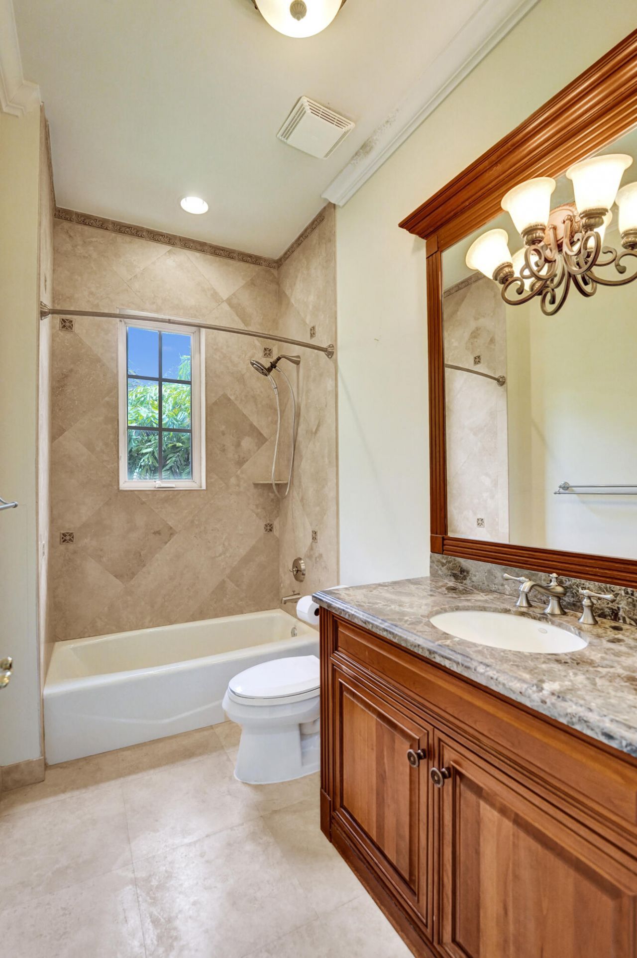 1212 E Lake Drive, Fort Lauderdale, FL 33316 Photo