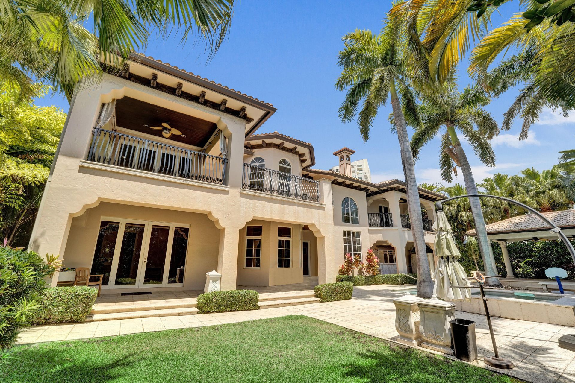 1212 E Lake Drive, Fort Lauderdale, FL 33316 Photo