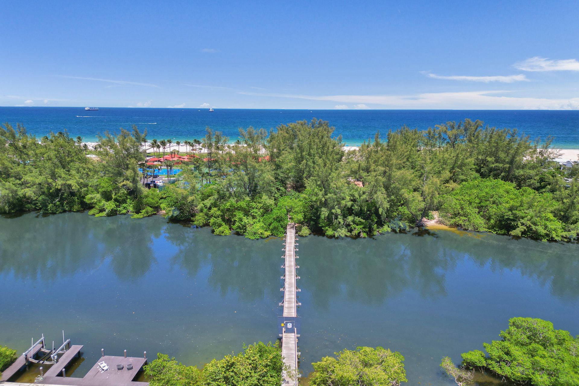 1212 E Lake Drive, Fort Lauderdale, FL 33316 Photo