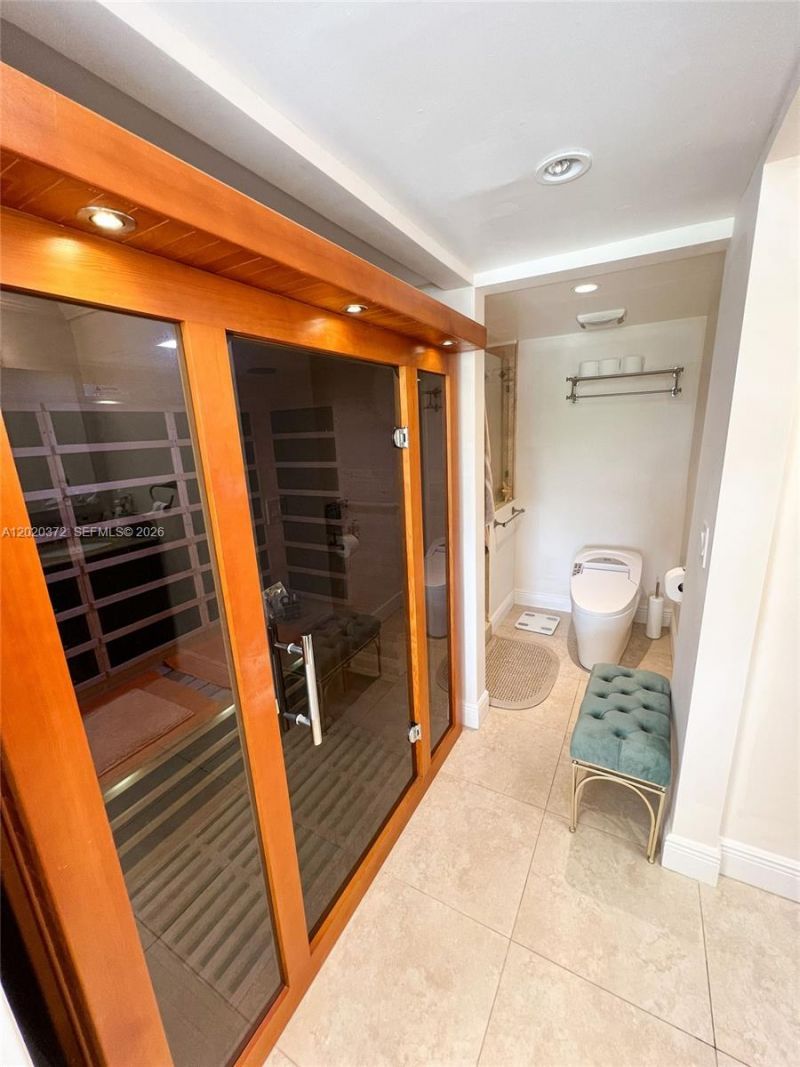 3756 NE 167th St, North Miami Beach, FL 33160 Photo