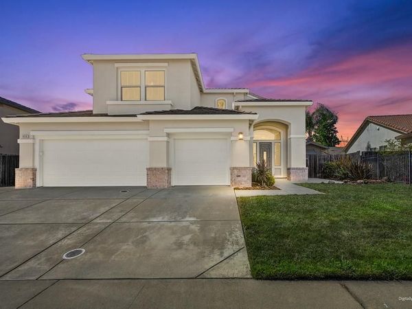 1956 Saint Patrick Way, Roseville, CA 95747
