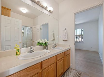 1956 Saint Patrick Way, Roseville, CA 95747 Photo