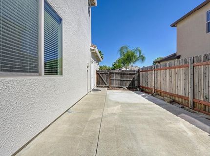 1956 Saint Patrick Way, Roseville, CA 95747 Photo