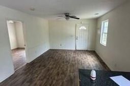 260 Koger Drive photo 4
