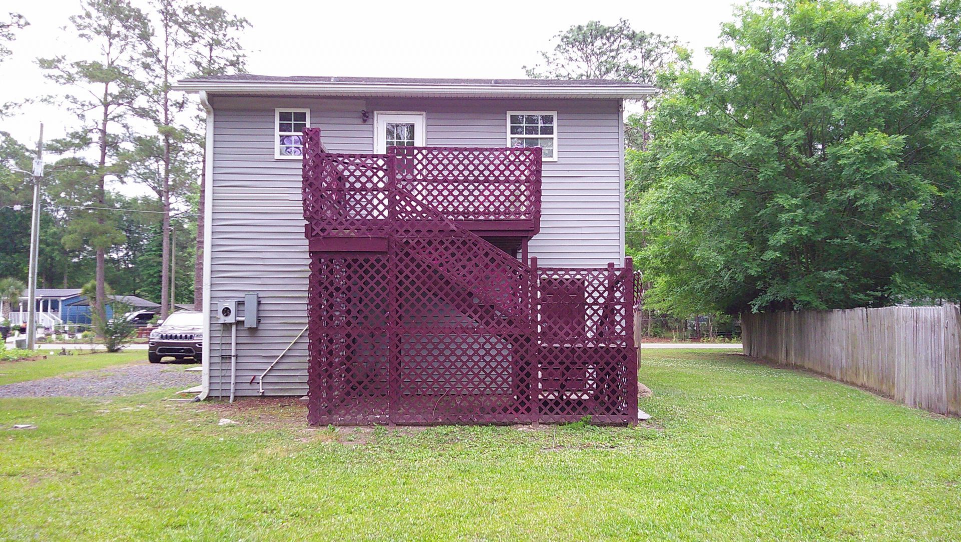 260 Koger Drive Photo 6
