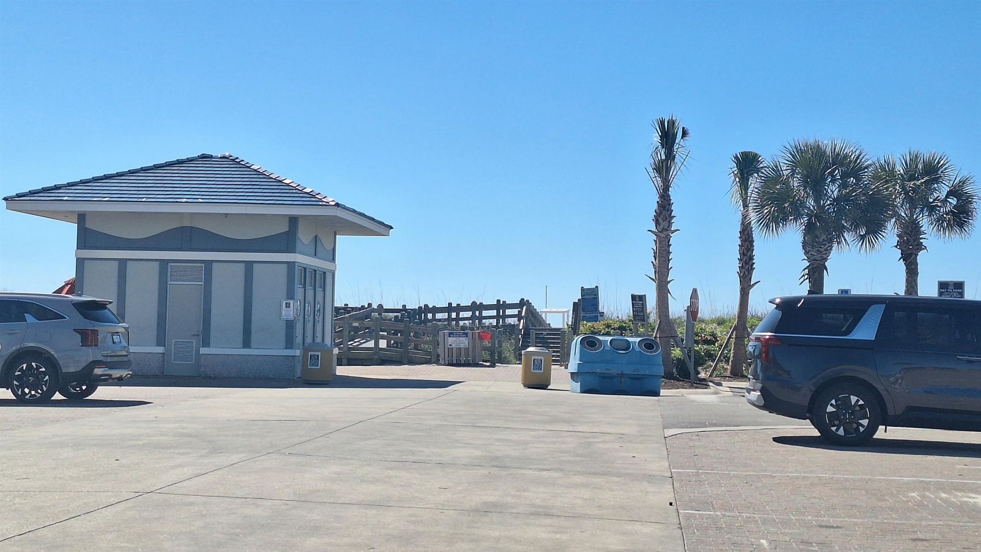 4516 Seaview St. Photo 19