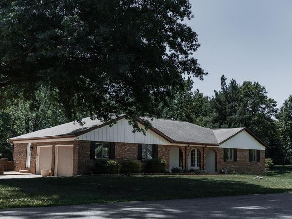 6511 Blue Spruce Drive, Newburgh, IN 47630
