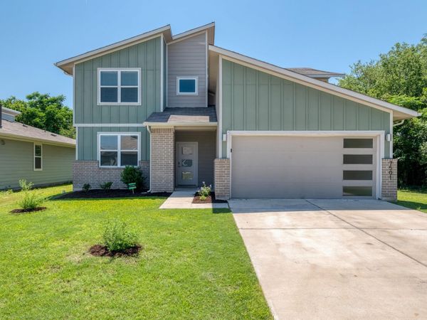7501 Smallwood DR, Austin, TX 78724