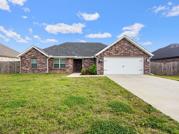 903 Lawlis Road , Siloam Springs, AR 72761